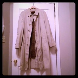 Vintage London fog trench, men's 46 long